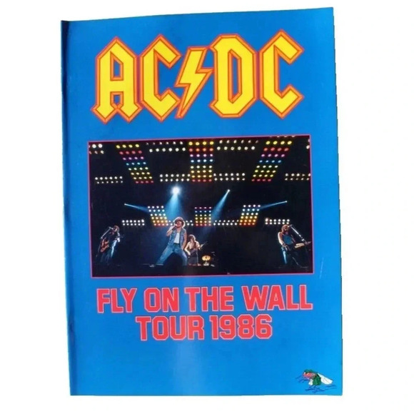 Vintage AC/DC: Official Fly on the Wall World Tour 1986 Concert Program Book - Picture 1 of 7